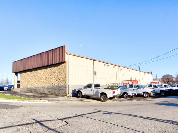 Mare Manor I: 363 & 375 Versailles Road, Frankfort, KY 40601